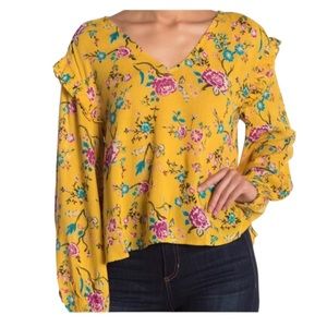 Abound🦎 Ruffled Long Sleeve Blouse🌵